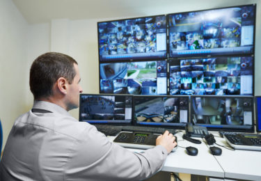 video-vigilancia-privada---camaras-de-seguridad-para-empresas---mejores-empresas-de-seguridad-privada---monitoreo-de-alarmas-y-camaras-para-industrias1 (1)